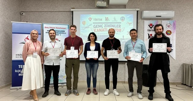 Genç zihinler kanatlanıyor: Ortaokul öğrencileri hava aracı teknolojileriyle buluştu Eskişehir Haberleri Habertürk Yerel Haberler