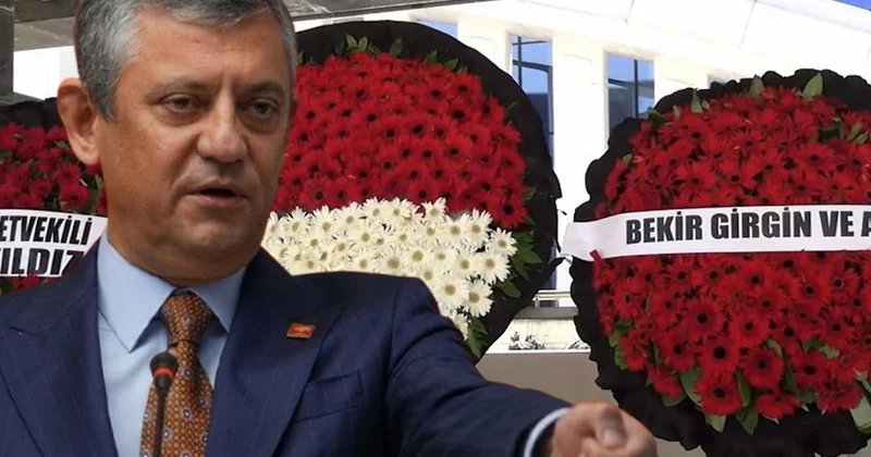 Kılıçdaroğlu da katıldı! Özel in cenazeye gönderdiği çelenkteki yazı anında kaldırıldı