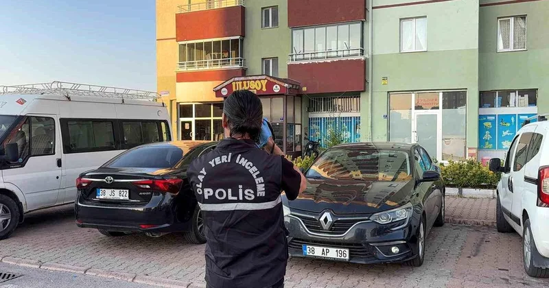 Kayseri de baba oğlunu evinde ölü buldu