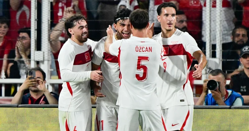 Galatasaray milli yıldız ile el sıkıştı! İmzalar an meselesi Sözcü Gazetesi