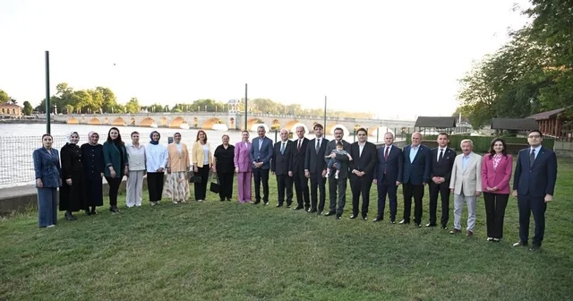 Edirne de görev yeri değişen mülki idare amirlerine veda programı Edirne Haberleri Habertürk Yerel Haberler