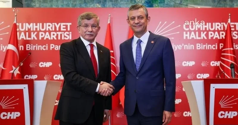 Davutoğlu ndan Özgür Özel e küçük parti iması: Yolun sonuna geldik
