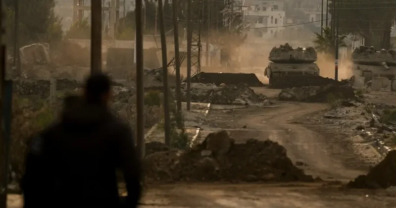İsrail askeri komşu ülkede 1 kişiyi alıkoydu