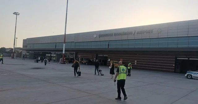 Brüksel den gelen yolcu uçağı Çanakkale Havalimanı na iniş yaptı Çanakkale Haberleri Habertürk Yerel Haberler