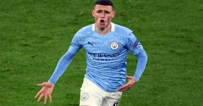 Galatasaray a Foden dan kötü haber! 4 yıllık imza attı