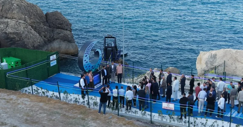 Karadeniz’in hırçın dalgaları Arnavutköy’de enerjiye dönüştü