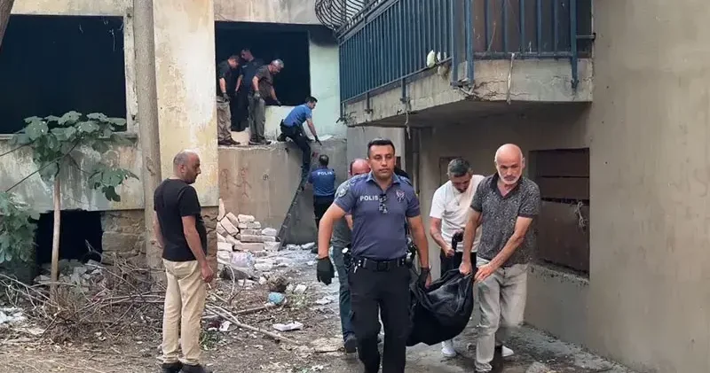 Kadıköy’de metruk binada ceset bulundu