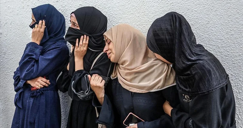 İsrail hapishanesindeki Filistinli kadınlar sık sık baskın ve kötü muameleye maruz kalıyor
