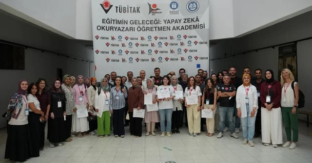 Yapay zeka okuryazarı öğretmen akademisi programı sona erdi Malatya Haberleri Habertürk Yerel Haberler