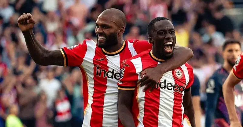 (ÖZET) Brentford evinde Tottenham ı dağıttı Brentford Tottenham maç sonucu: 3 0 Fanatik Gazetesi Futbol Haberleri Spor