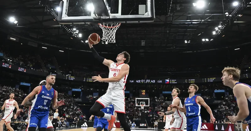 Çekya yı devirdik! 12 Dev Adam, Supercup ta üçüncü