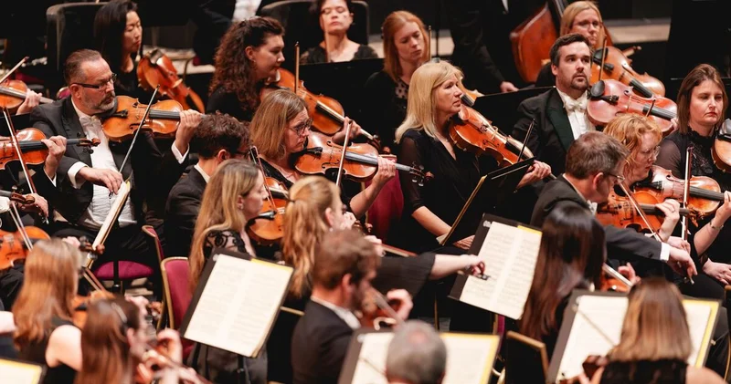 İngiliz Kraliyet Filarmoni Orkestrası AKM ve CSO Ankara da