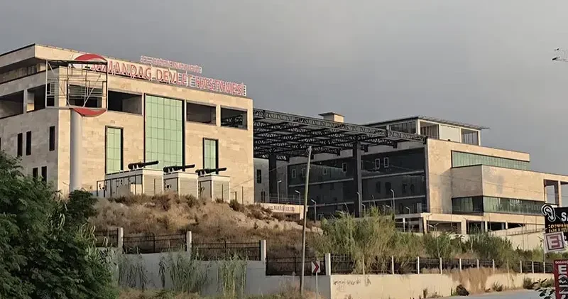 Doktora yumruk atan hasta tutuklandı