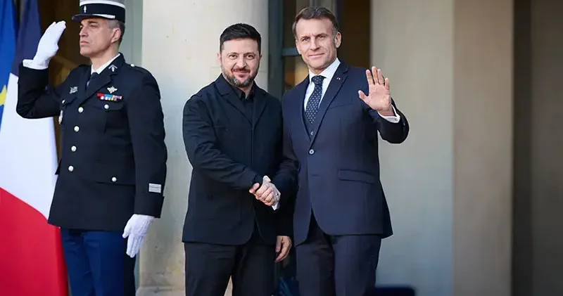 Macron ve Zelenskiy den hava savunması ve ortak füze üretimi görüşmesi