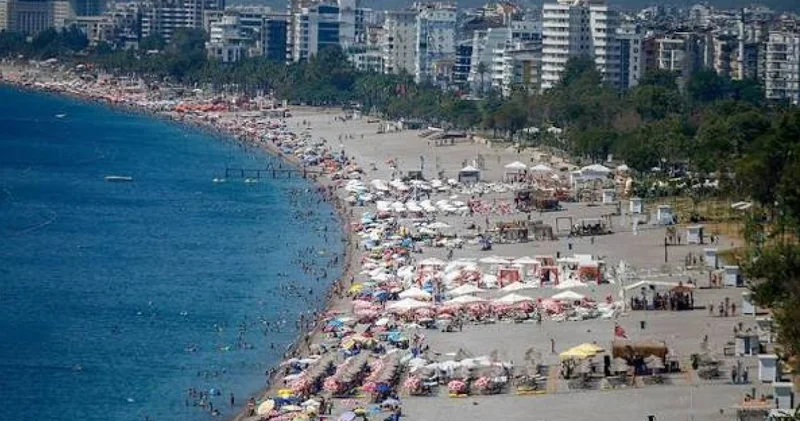 Antalya 10 milyondan fazla yabancı turist ağırladı