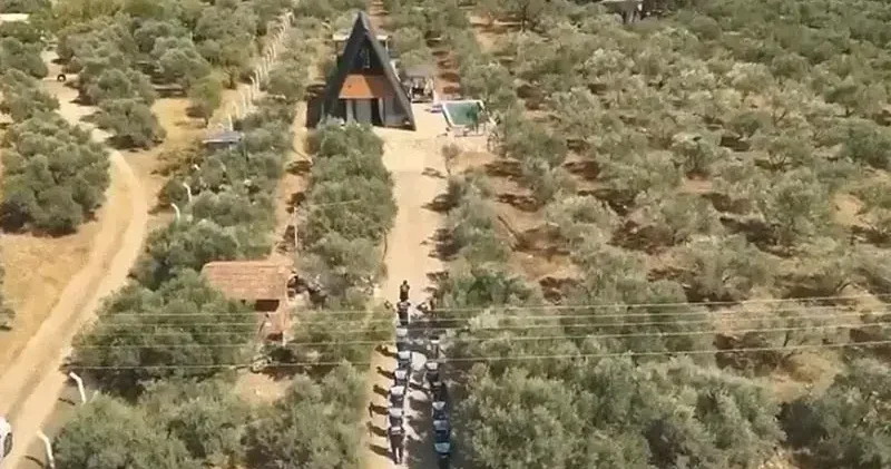 Aydın da çiftliği uyuşturucu imalathanesine dönüştürmüşler