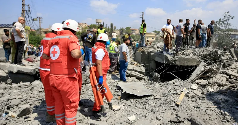 Lübnan da bilanço ağırlaşıyor: 8 bin 915 can kaybı