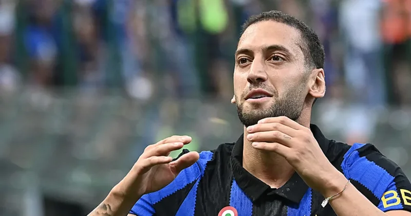 Hakan Çalhanoğlu ndan müthiş gol! Inter, galibiyetle başladı...