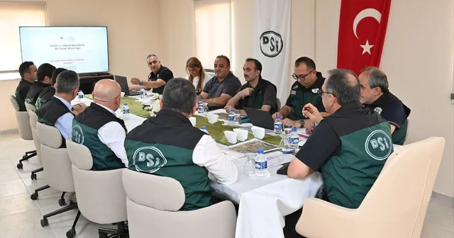 Kırklartepe Barajı sulama inşaatı şantiyesinde toplantı Bayburt Haberleri Habertürk Yerel Haberler