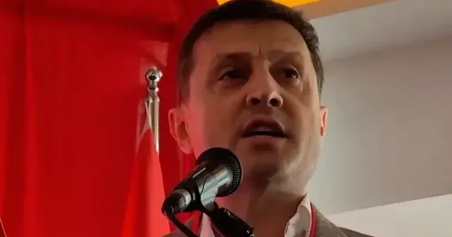 Tekirdağ’da CHP kongresinde ortalık karıştı: ‘Kovun beni’ diyerek salonu terk etti VİDEO İZLE