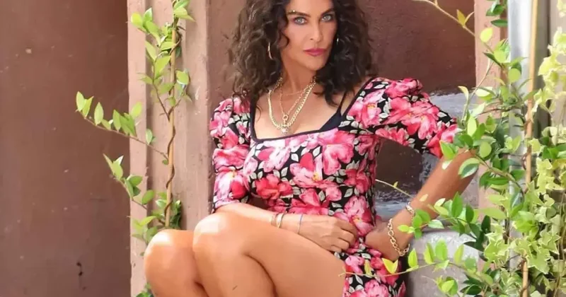 Hülya Avşar dan yeni imaj! Set zamanı notuyla geri döndü