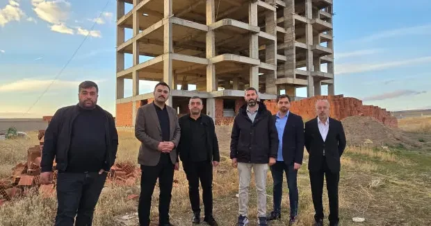 Yozgat haberleri Ev hayalleri suya düştü! 100 milyonluk vurgun iddiası 22 Ekim 2025