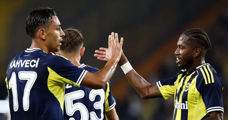 Fenerbahçe nin vazgeçilmezi, kulübeye hapsoldu! Sözcü Gazetesi