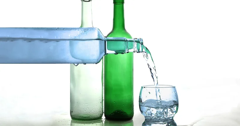 Mikrop saçan termos ve su şişelerini dezenfekte etmenin 5 yolu