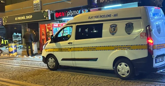 Eğlence mekanında çıkan ve caddeye taşan kavgada 2 kişi tabancayla vuruldu Kocaeli Haberleri