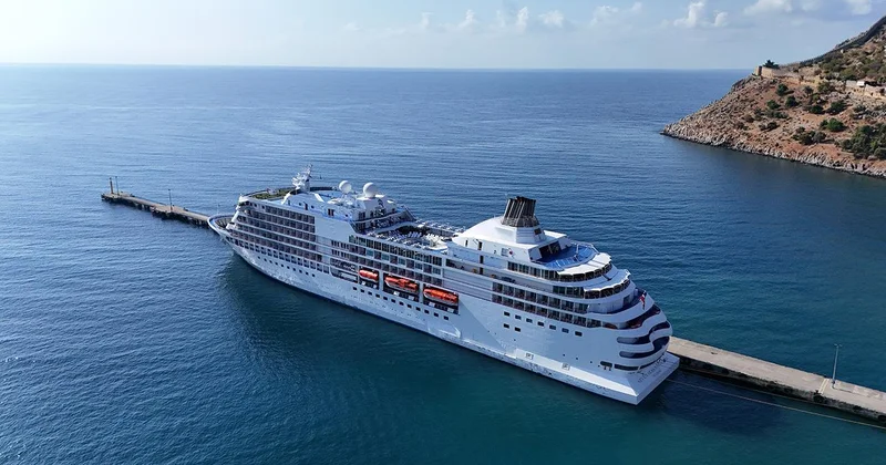 Antalya yüzen otelleri tercih eden turistlerin uğrak noktası: 9 ayda 10 bin turist