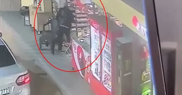 Cam kapıyı fark etmeyince başını çarptı; o onlar kamerada Mardin Haberleri