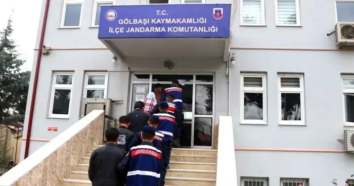 Adıyaman ve Malatya daki uyuşturucu operasyonu! 10 zanlı yakalandı