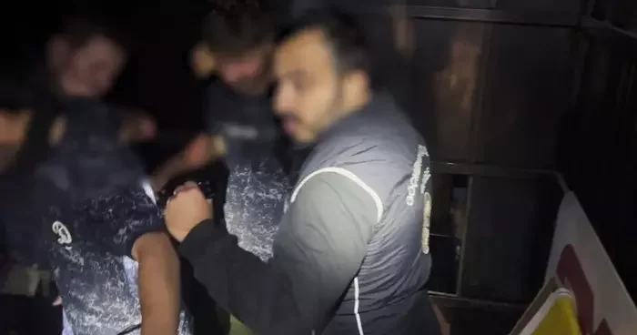 12 düzensiz göçmenin umut yolculuğu Bitlis te son buldu: 2 organizatör tutuklandı