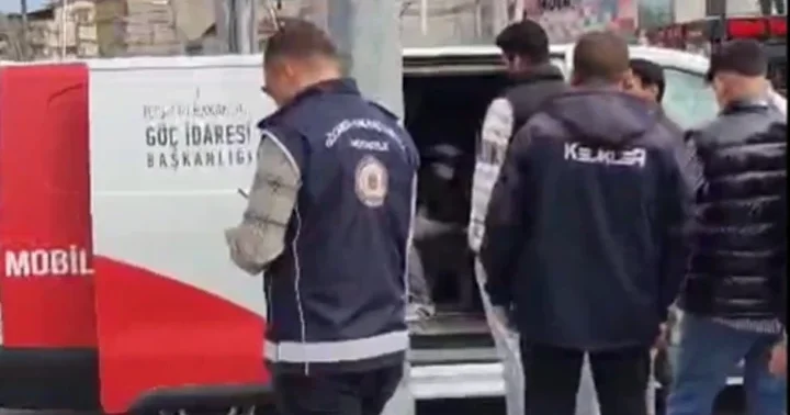 Bakan Yerlikaya: 169 göçmen kaçakçılığı organizatörü ile 783 düzensiz göçmen yakalandı