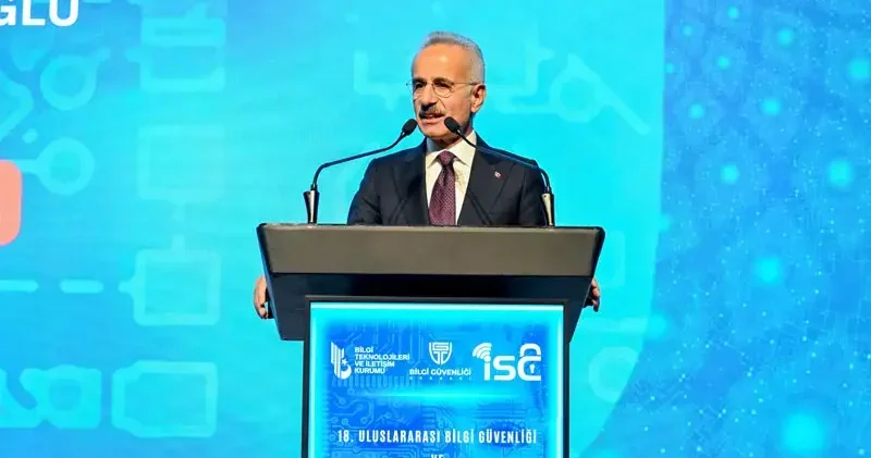Bakan Uraloğlu: Vatandaşları dolandırmaya yönelik kurulan 74 bin 205 alan adı engellendi