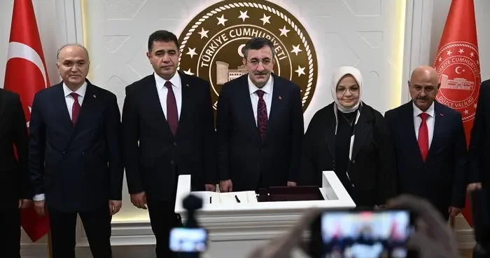 Cumhurbaşkanı Yardımcısı Yılmaz, Düzce de ziyaretler gerçekleştirdi