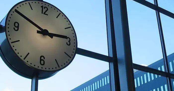 Türkiye de satler geri alınacak mı? 2025 kış saati uygulaması belirsizliği devam ediyor