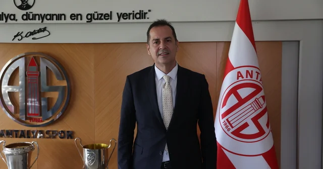 Antalyaspor Başkanı Rıza Perçin den genç futbolcuları Gueye ye övgü: Antalya Haberleri