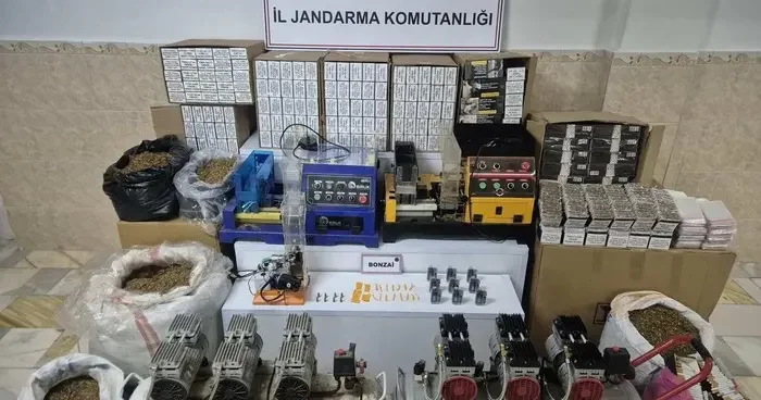Yer: Uşak! Evinde kaçak sigara malzemeleri bulunan şüpheli tutuklandı