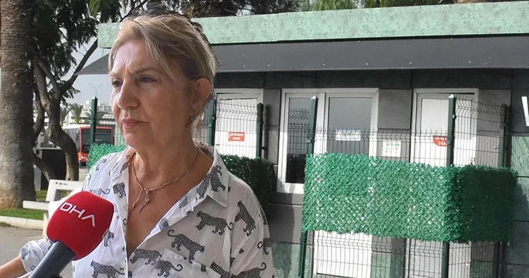 Belediyeden mahalleliyi isyan ettiren hizmet! Evini satmak isteyen satamadı... Mahkeme yıkım kararı verdi... Atatürk heykeline karşı çok kötü oldu