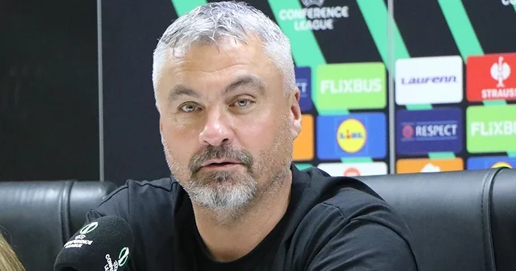 Samsunspor teknik direktörü Thomas Reis: Konferans Ligi nde play off lara kalmak istiyoruz