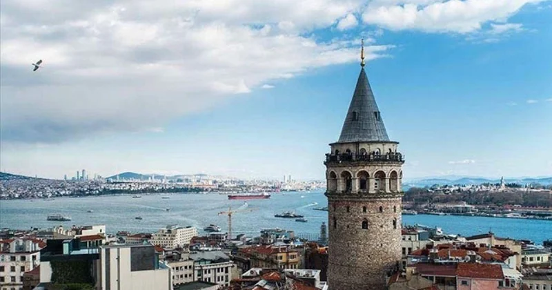 Yerli turistler ikinci çeyrekte 116,9 milyar lira harcama yaptı