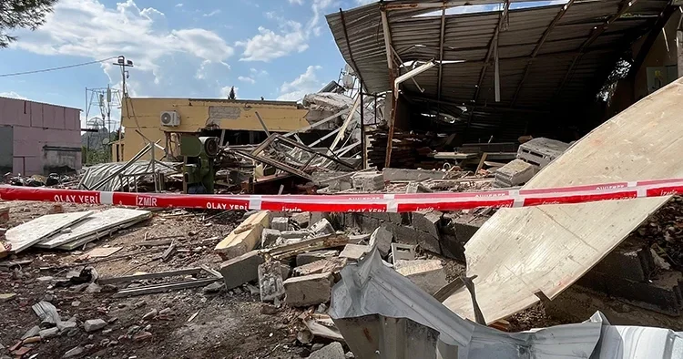 Araç tipini eve uyguluyorlarmış! İzmir deki patlamanın nedeni açıklandı