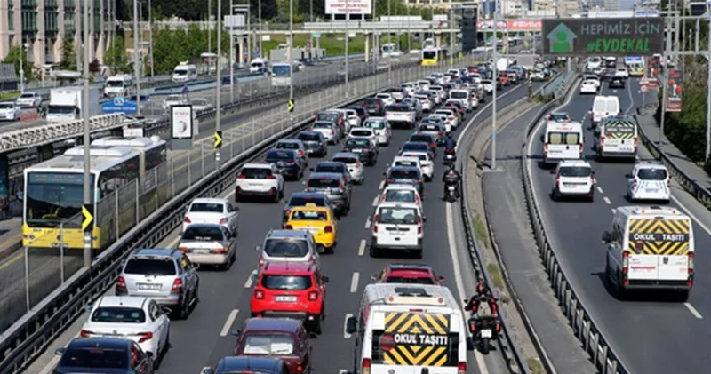 Yeni Trafik Kanunu maddeleri ile yeni kanun taslağında hangi cezalar yer alıyor? Trafik Kanunu para cezası, ehliyet iptali, trafikten men cezası