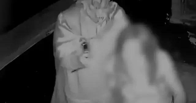 Korku evine giden kadın darbedildi: O anlar kamerada VİDEO İZLE