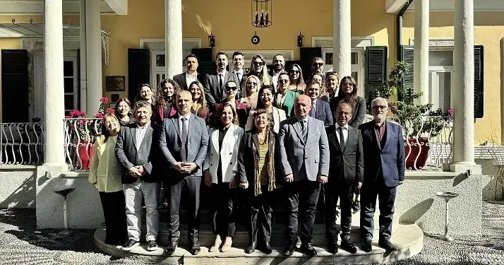 Adm ve Gdz Elektrik, muhtar temsilcileri ile İzmir’de buluştu