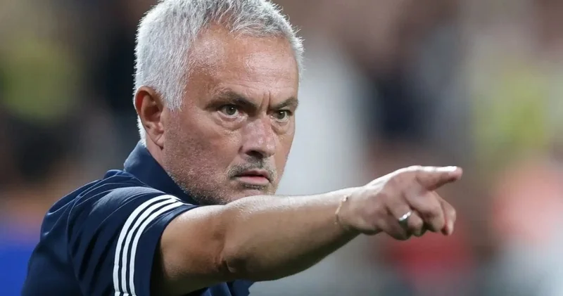 Mourinho yine kafayı taktı: Öyle şeyler söyledi ki!