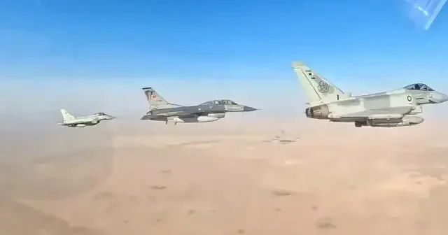 MSB Katar da gerçekleşen tatbikattaki Türk F 16 ların havadaki görüntülerini paylaştı VİDEO İZLE