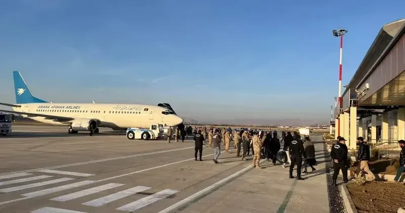 300 düzensiz göçmen Van da yakalanmıştı: Sınır dışı edildiler Gündem Haberleri