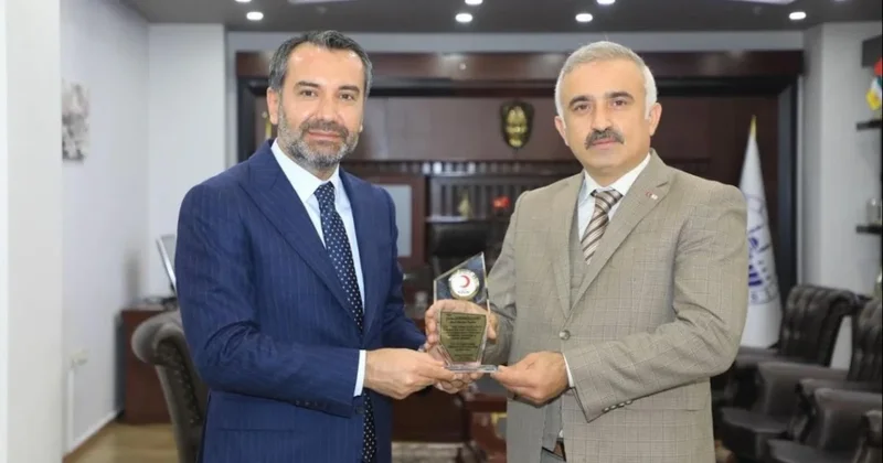 AKP’li başkan belediyeyi aileye açtı Sözcü Gazetesi